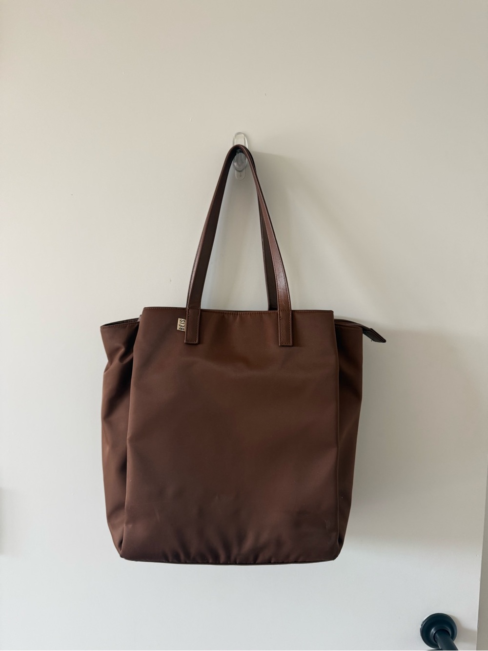 BEIS Commuter Tote Bag with Convertible Front Pocket - Picture 8 of 9